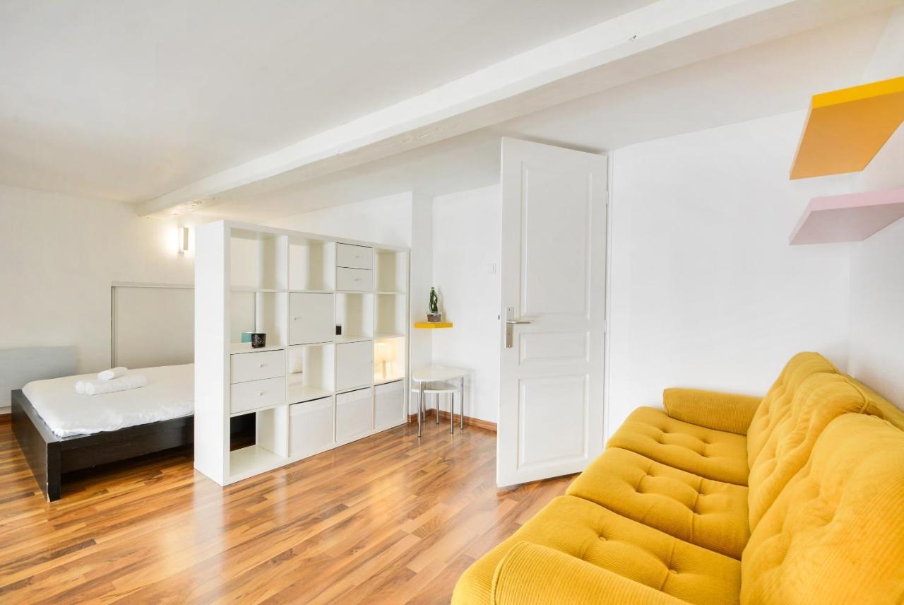 Ideal Pros Et Tourisme - Le Loft De Guise Avec Parking Prive Leilighet Nancy Eksteriør bilde